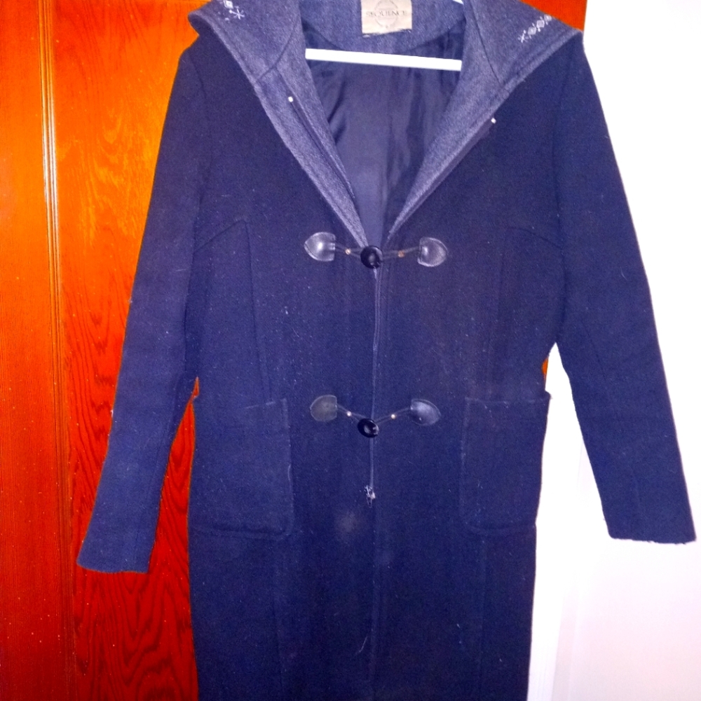 Ladies winter 3\4 length hooded jacket